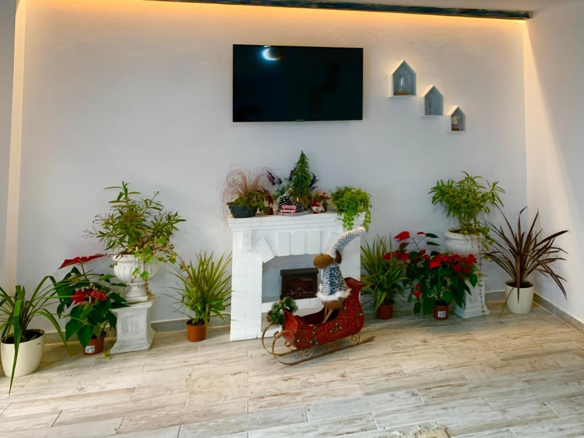 Anelisse Inn موياشيو دي سوس المظهر الخارجي الصورة